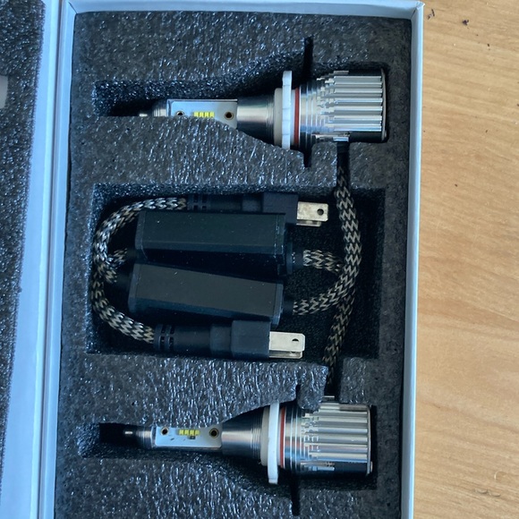 Headlight Experts LED Conversion Kit - Picture 2 of 2